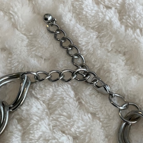 Chunky Silver Tone Chain Necklace - Picture 4 of 5